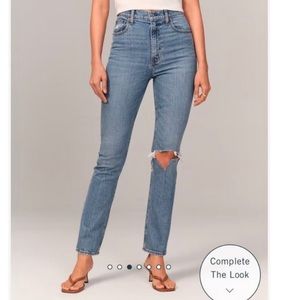 Abercrombie & Fitch Ultra High Rise 90s Slim Straight Jean size 10